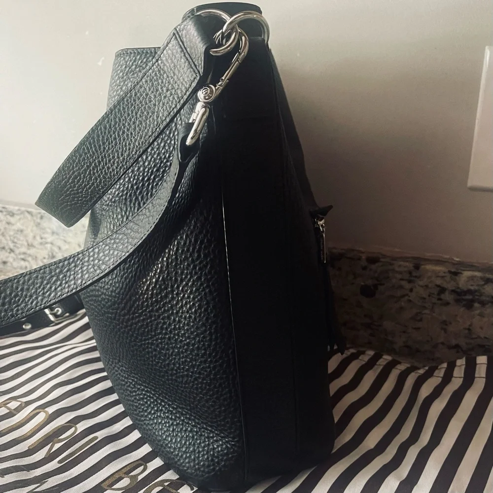Henri Bendel Black Shoulder Bag - Picture 13 of 16